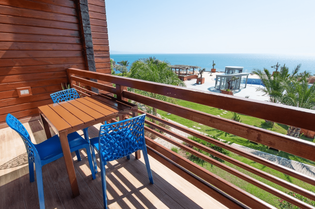 Wooden Bungalow - Suites