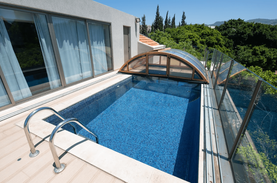 Superior Rooftop Loft