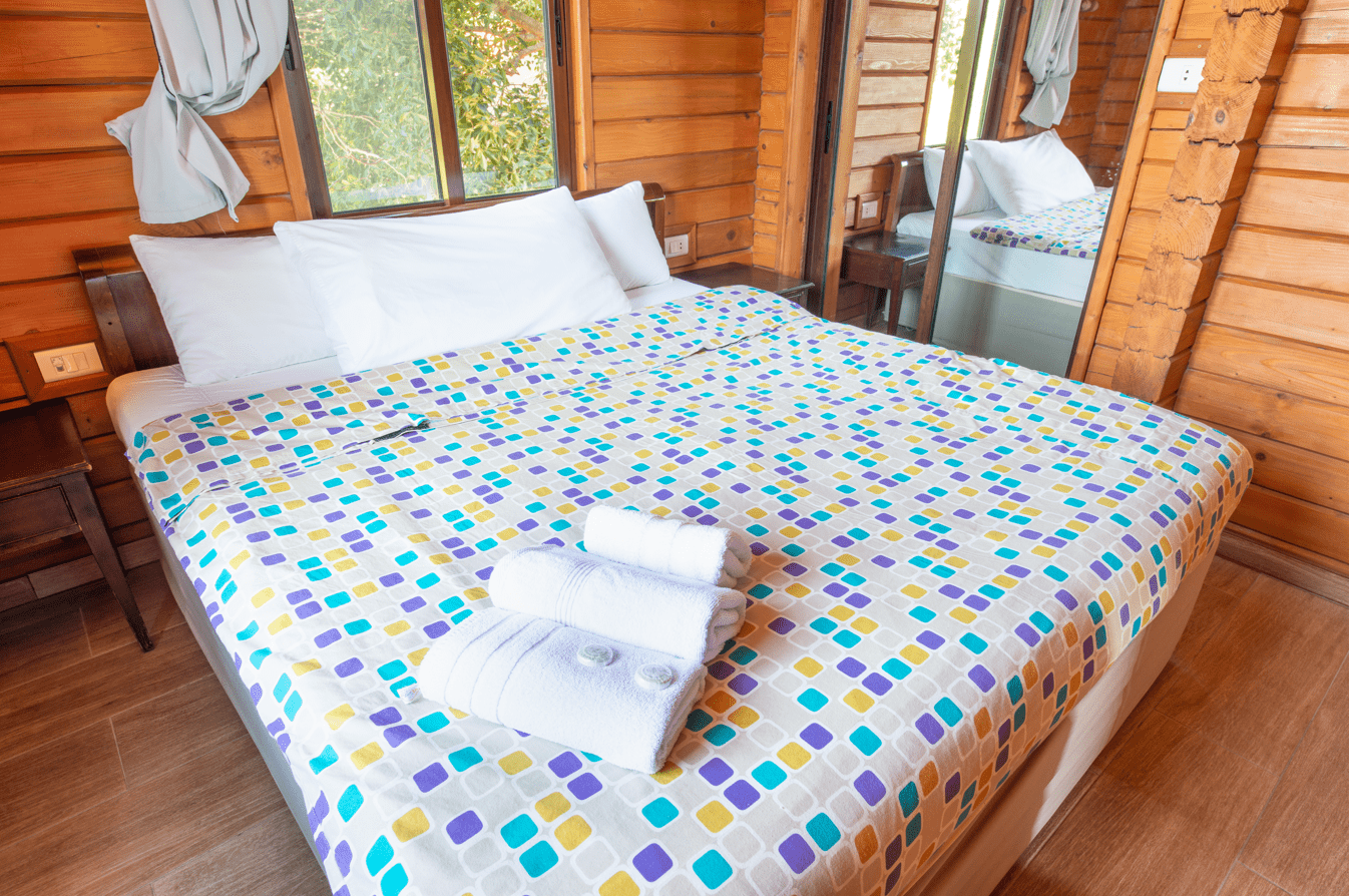 Wooden Bungalow - Suites