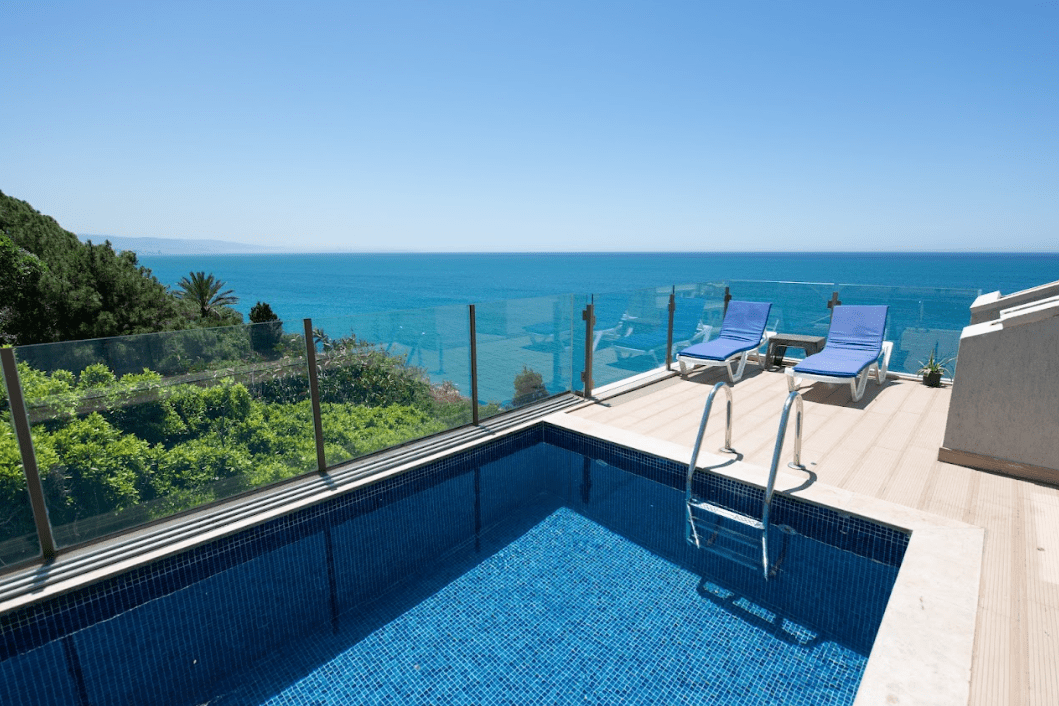 Superior Rooftop Loft